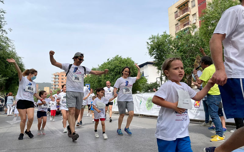 La XXV Carrera Popular ‘Educación por el Deporte’ congregó a 1.200 participantes