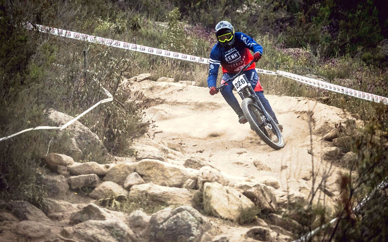 Juanfra López, subcampeón de España de descensos en bicicleta de montaña