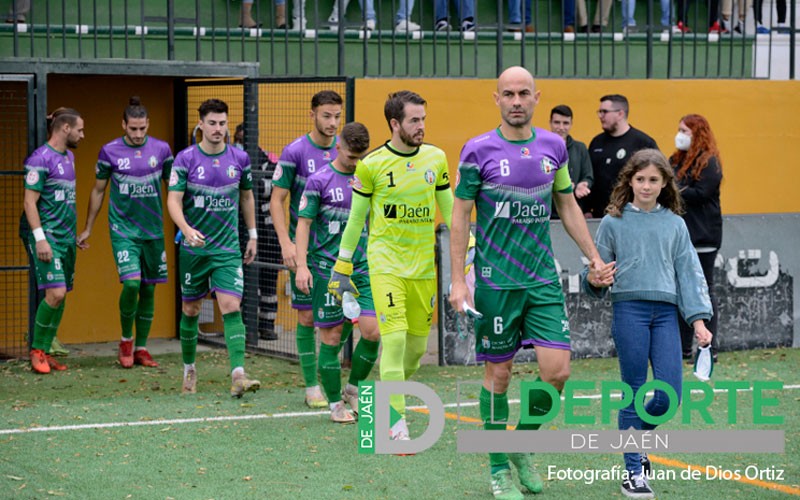 Óscar Quesada, una temporada más en el Atlético Mancha Real