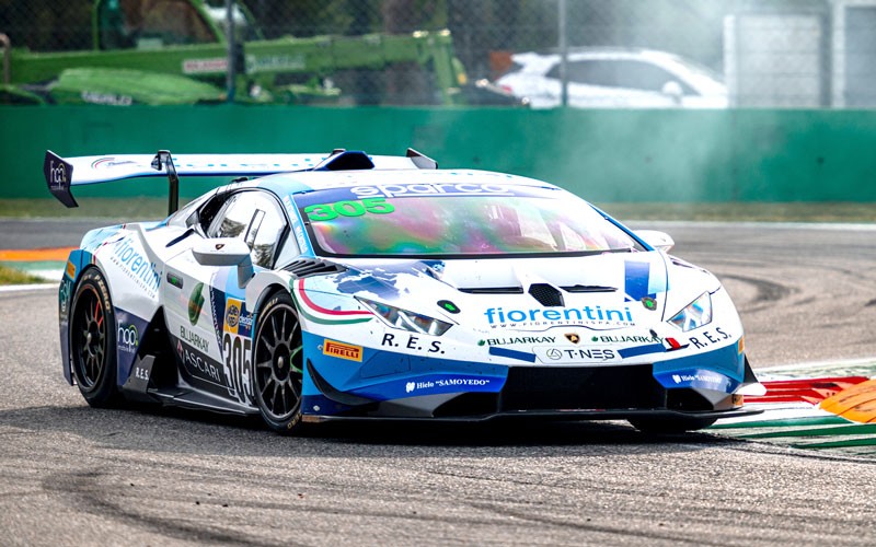 Fidel Castillo, rumbo al Autódromo de Pergusa con el Team Italy