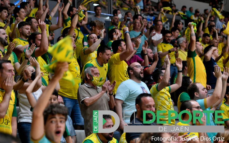 La afición en el Olivo Arena (Jaén FS – Palma Futsal | Playoff)