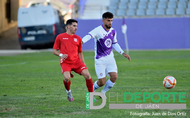 El malagueño Álvaro García firma por el Atlético Porcuna