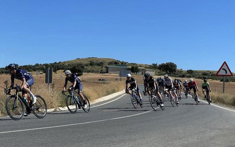 El I Trofeo Ciclista ‘Villa de Castellar’ protagoniza la recta final del Circuito Provincial de Carretera