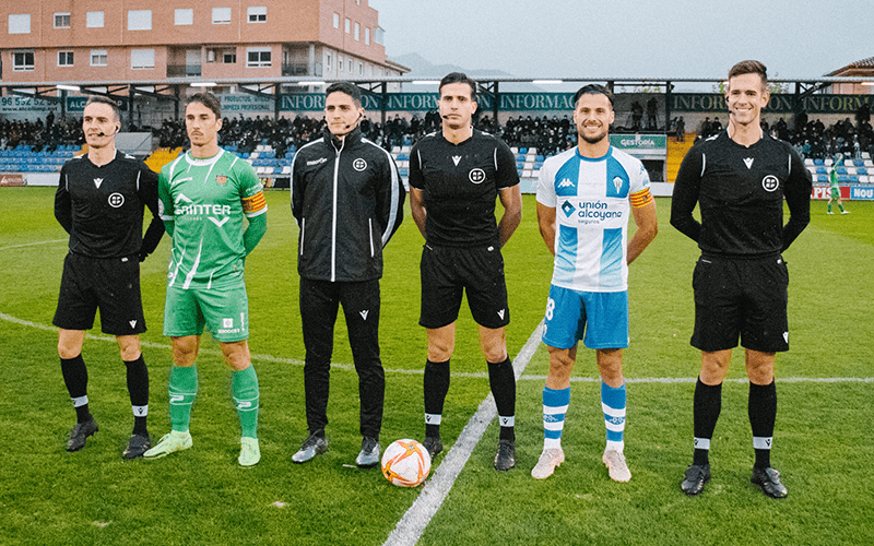 Tres jiennenses, entre los árbitros seleccionados para el playoff a Segunda División