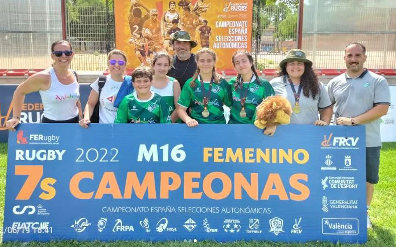 Marina Jándula y Lucía Aguayo, promesas del Jaén Rugby y campeonas de España