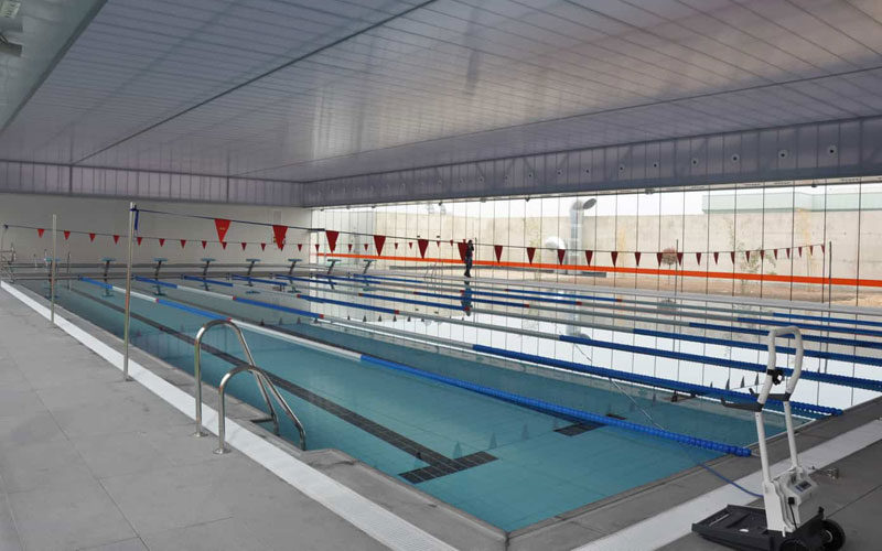 Martos invertirá 48.000 euros para mejorar los espacios de la piscina cubierta