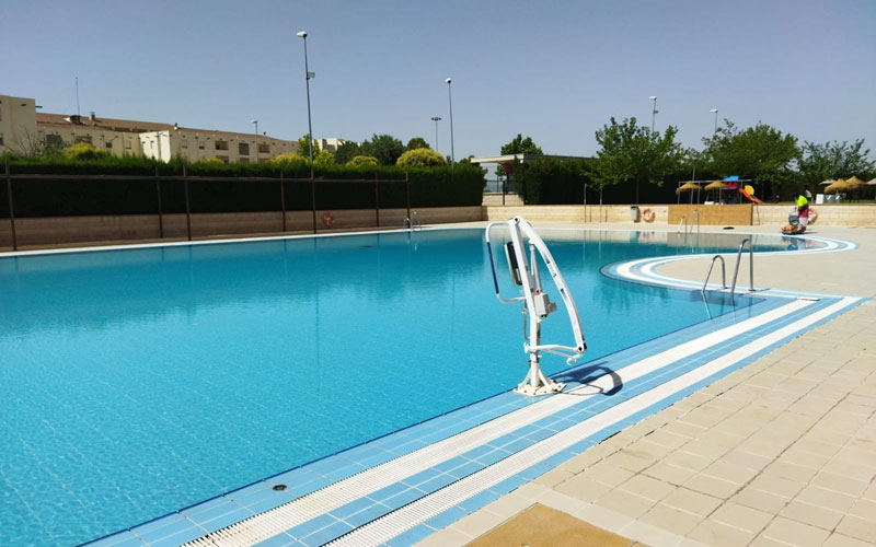 El complejo municipal de piscinas de Úbeda inicia la temporada de verano