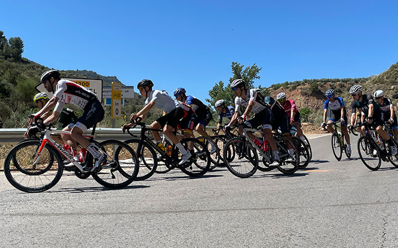 La I Vuelta a Cabra del Santo Cristo impulsa el Circuito Provincial de Jaén de Carretera 2022