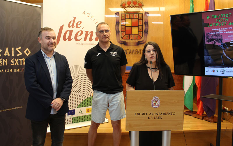 Un centenar de corredores disputarán la cuarta edición de la Maratón en Pista ‘Ciudad de Jaén’