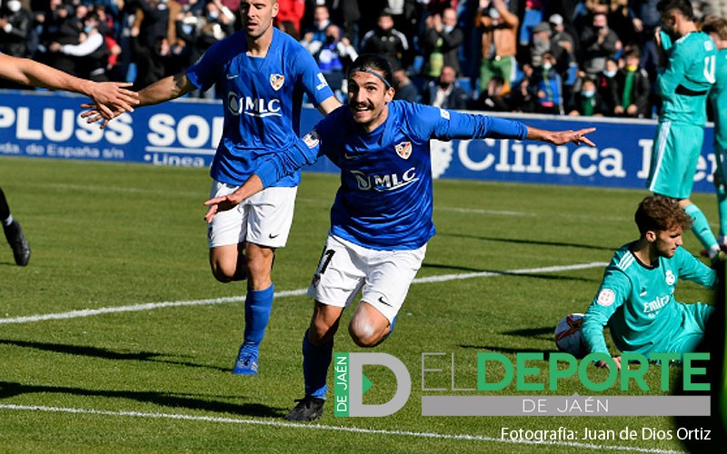 Sanchidrián cierra su etapa como jugador del Linares Deportivo