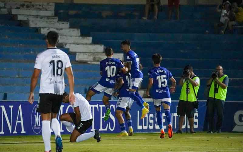 El Linares inicia la temporada con un triunfo ante el Mérida