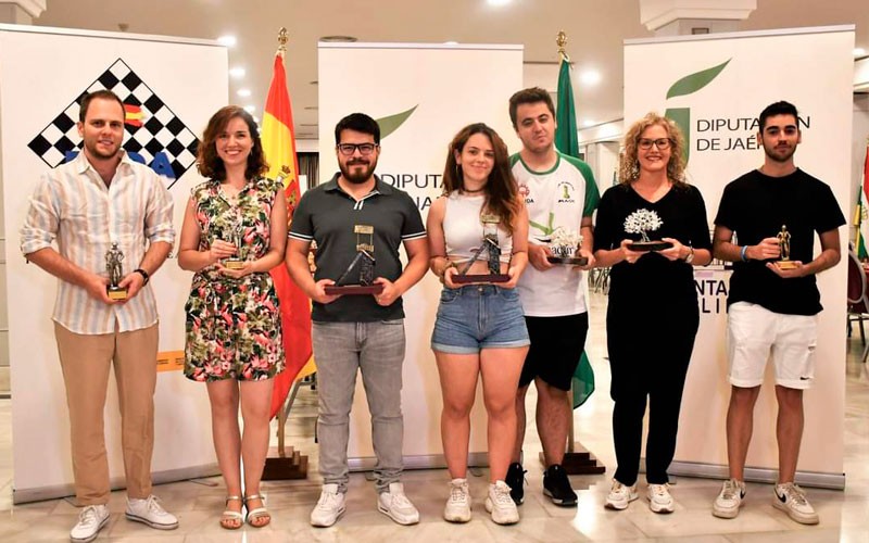 Eduardo Iturrizaga y Marta García se imponen en el Nacional de ajedrez de Linares