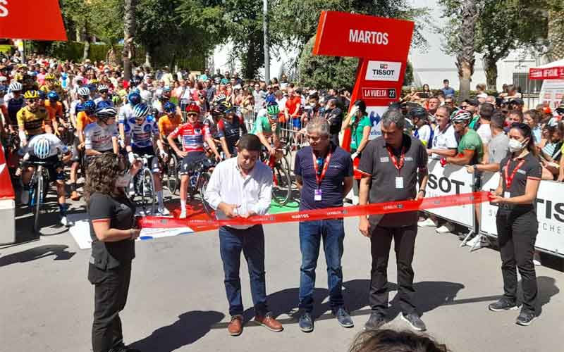 Jaén despidió a La Vuelta con la salida de la decimoquinta etapa desde Martos