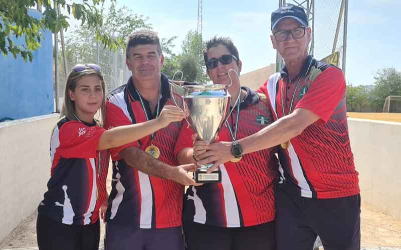 El Puerta de las Villas de Mogón arrasa en la Copa Andalucía por equipos mixtos de bolo andaluz