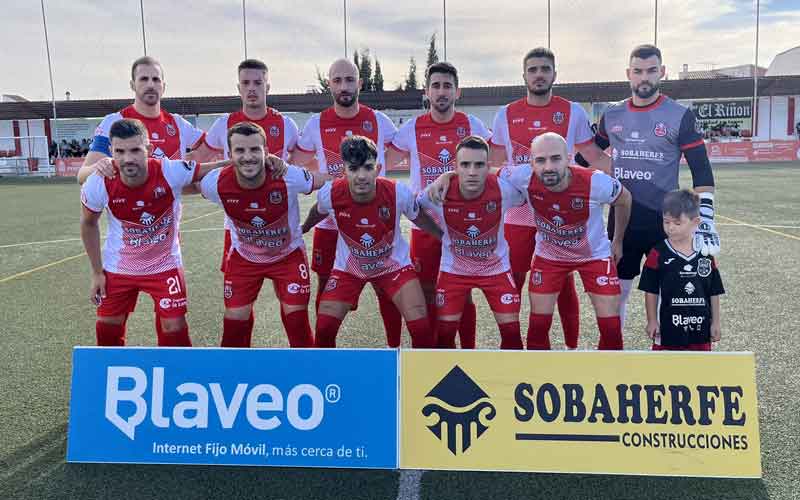 El esfuerzo del Torreperogil se queda sin premio frente al Arenas de Armilla