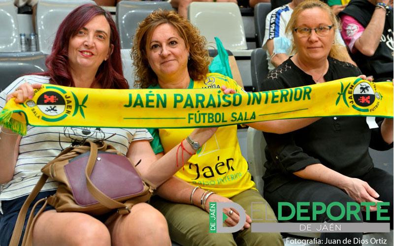 La afición en el Olivo Arena (Jaén FS -ElPozo Murcia)