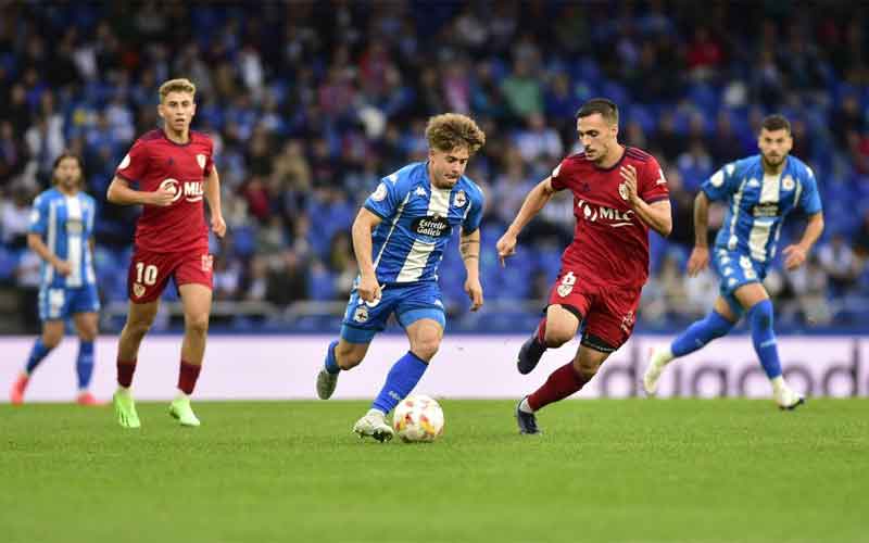 El Linares cede su primera derrota de la temporada ante el Deportivo de la Coruña