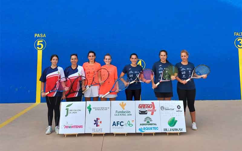 El Club Frontenis Ciudad de Jaén revalida el título de campeonas de Andalucía