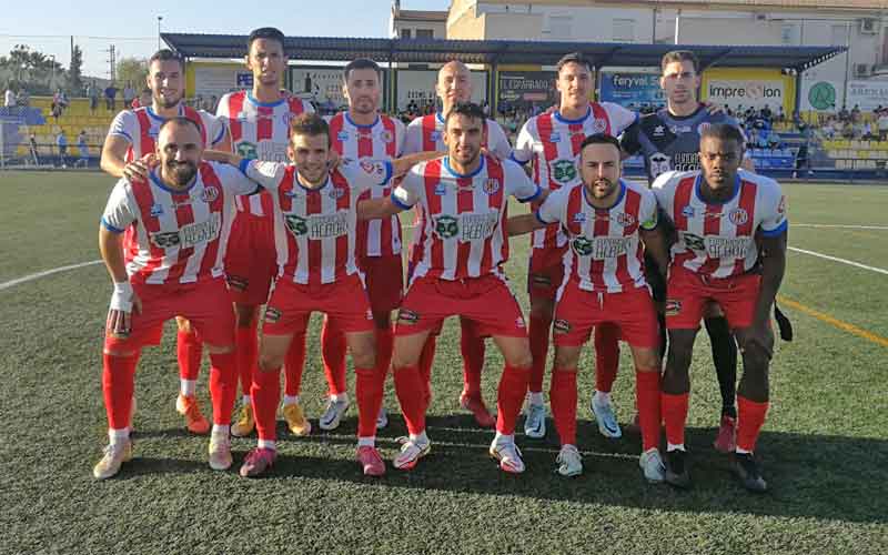 Un gol en el descuento deja al Torredonjimeno sin el triunfo ante el Huétor Tájar