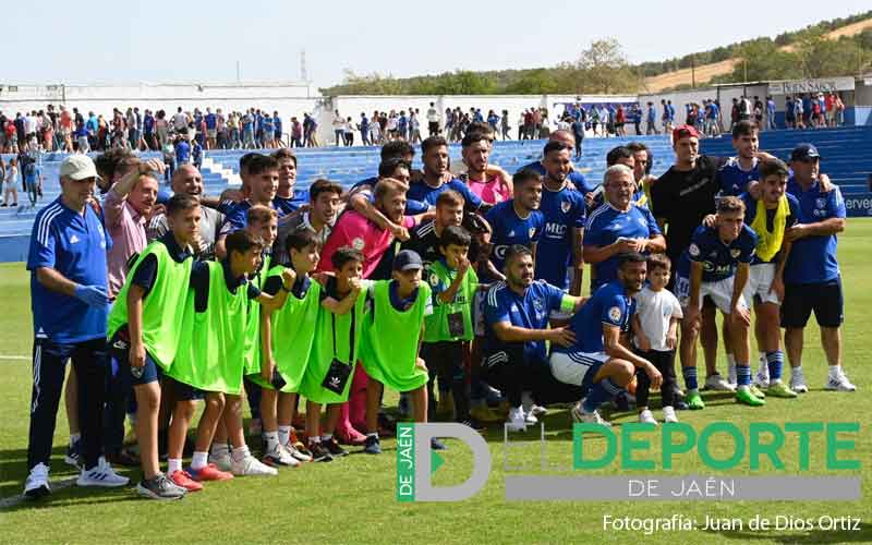 Un gol de Samu Corral le da al Linares Deportivo una nueva victoria