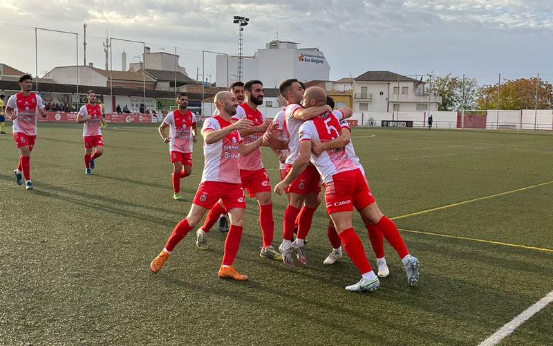 Virgilio rescata un punto para el Torreperogil en el último suspiro