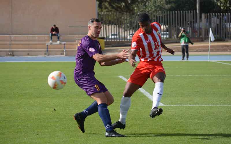 El Real Jaén vence al Almería B y afianza su liderato