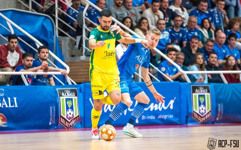 El Jaén Paraíso Interior se impone en la cancha del Viña Albali Valdepeñas