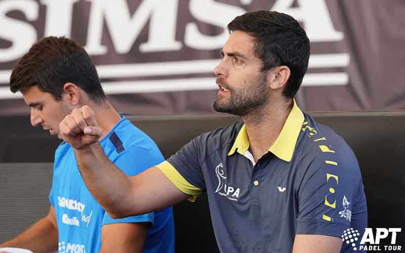 Antonio Luque avanza a los cuartos de final del Torreón APT Padel Tour