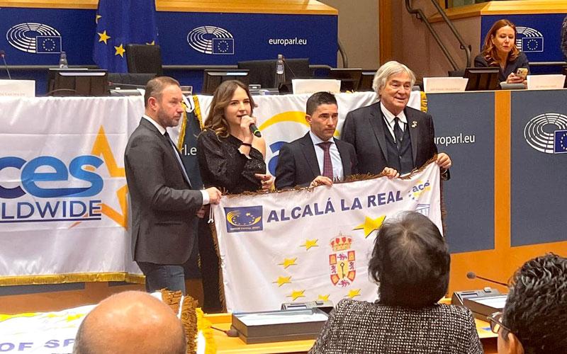Alcalá la Real recibe la bandera de la Villa Europea del Deporte 2023