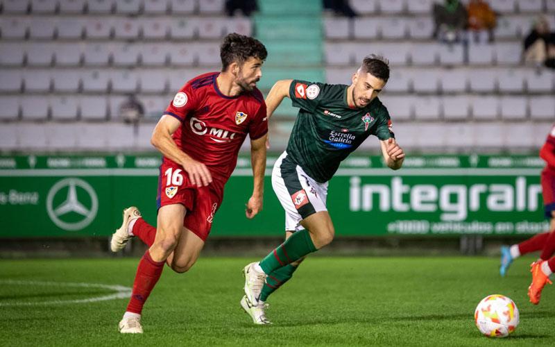 El Racing de Ferrol supera al Linares Deportivo en el duelo directo