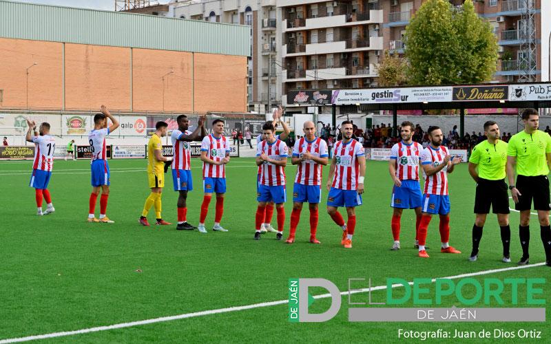 Torredonjimeno y Almería B se reparten los puntos en un final de partido frenético