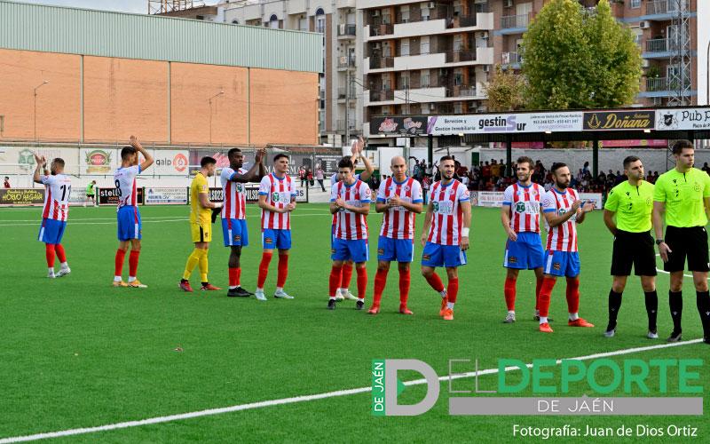 El Torredonjimeno sufre la remontada del Motril y encadena cuatro jornadas sin ganar