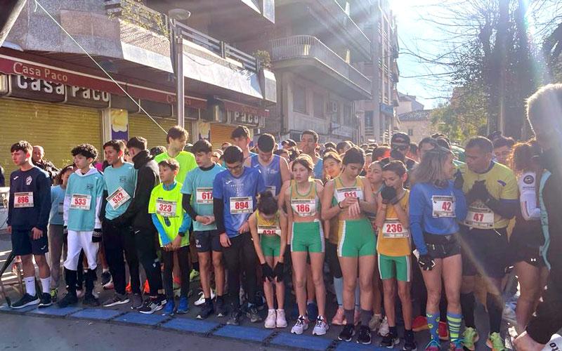 Un millar de inscritos en la II Carrera Urbana del IES San Juan Bosco