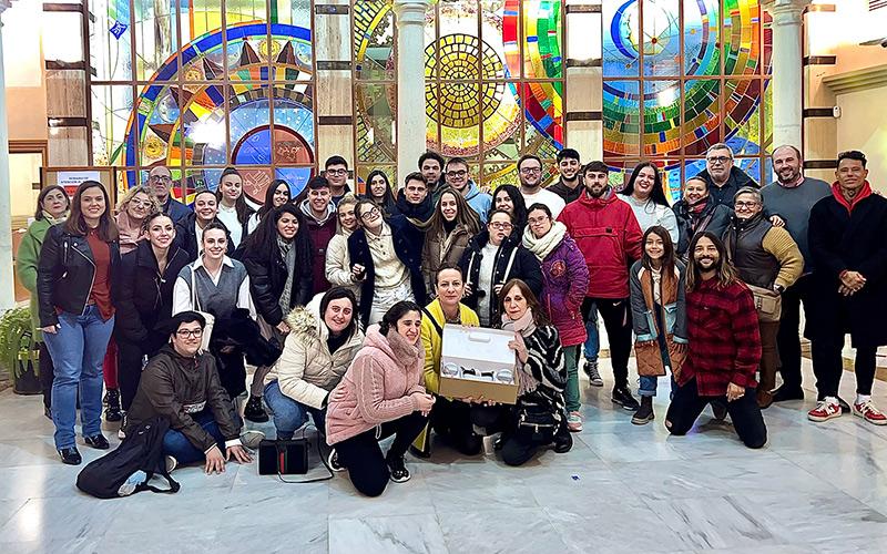 Alumnado de la UJA completa su reto solidario de la San Antón con la asociación ‘Vuelta Alto’