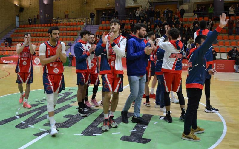 Jaén CB tumba al líder y aprieta la pelea por la zona alta