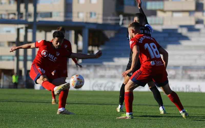 RESUMEN | Real Balompédica Linense 2-3 Linares Deportivo