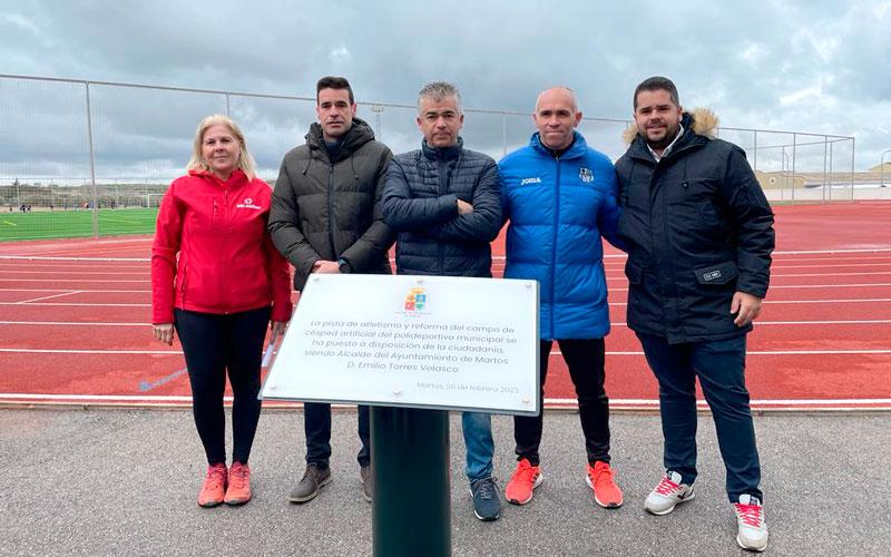 Inaugurada la pista de atletismo y la reforma del campo de césped de Martos