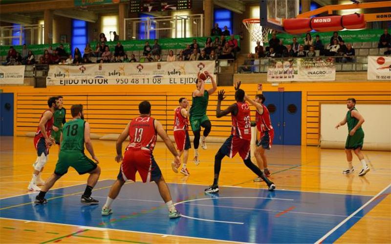 Tropiezo de Jaén CB en su lucha por la zona alta de la tabla