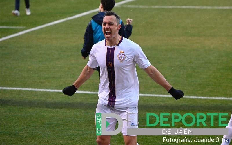 Antonio López decide en el triunfo del Real Jaén ante el Arenas de Armilla
