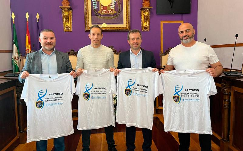 Miembros de Policía Nacional y Guardia Civil de Jaén participan en la Vuelta a España Non-Stop