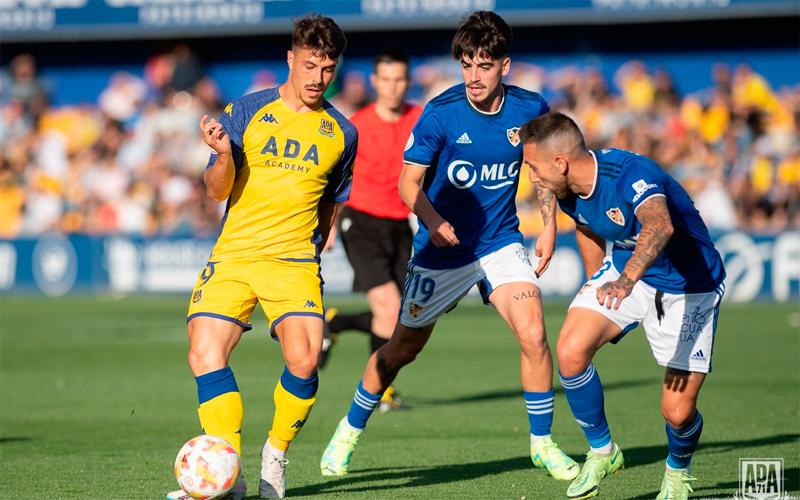 El Linares se lleva un valioso empate en su duelo ante el Alcorcón