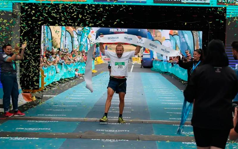 José Ángel ‘Canales’ arrasa en la Maratón de la Reventón El Paso