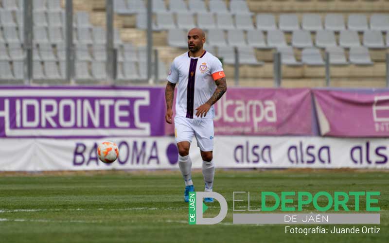 El Real Jaén renueva a Espín una temporada más