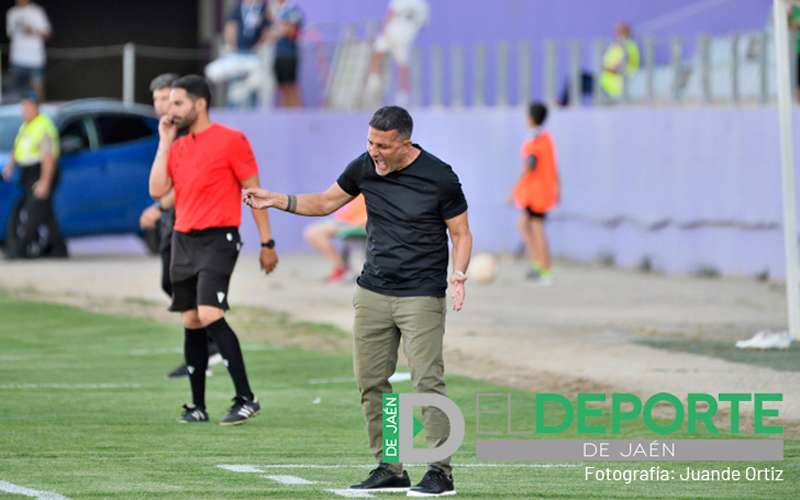 Manolo Chumilla no continuará como entrenador del Real Jaén