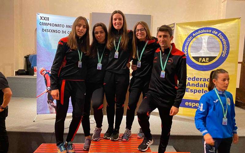 El Grupo de Espeleología de Villacarrillo reina en el Campeonato de Andalucía de Descenso de Cañones