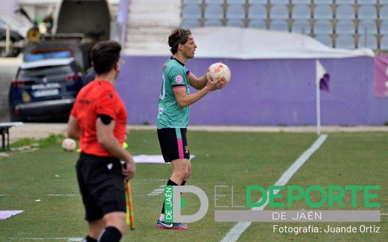 Nando renueva una temporada más con el UDC Torredonjimeno