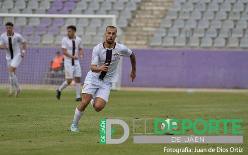 Pablo Siles no seguirá en el Real Jaén y pone rumbo al Socuéllamos