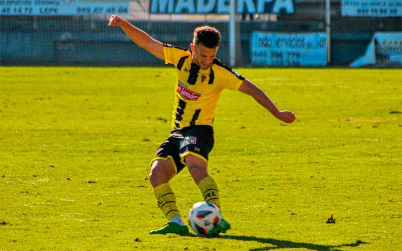 David León ya es nuevo jugador del Real Jaén