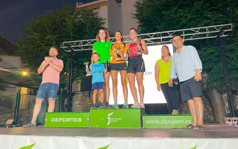 Pedro Catena y Eva León, ganadores de la XIX Carrera Urbana ‘Villa de Bedmar’