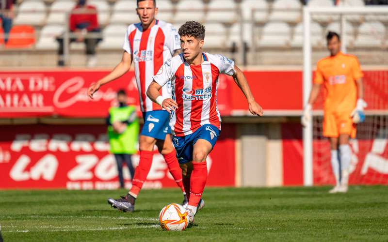 Pepe Mena, nuevo jugador del Linares Deportivo